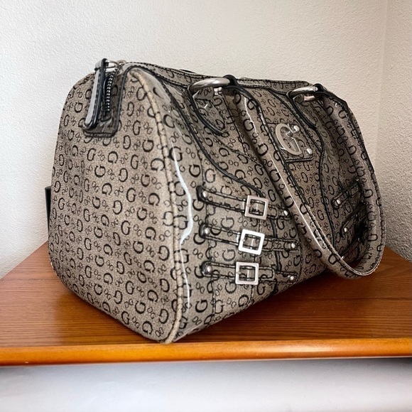 Guess Satchel Handbag Purse - Picture 4 of 12